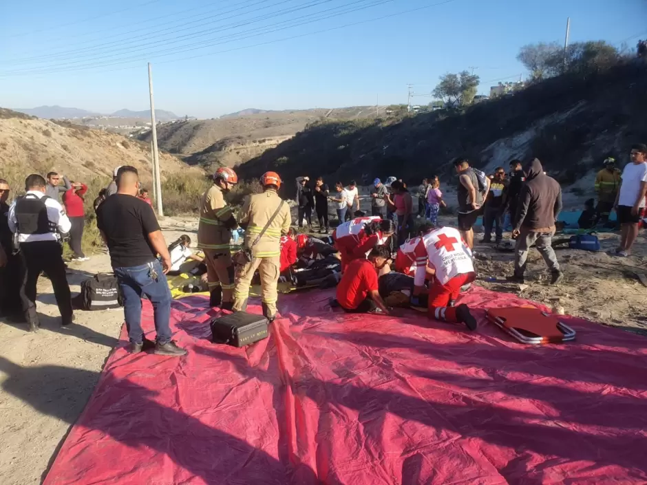 Volcadura de camin de transporte