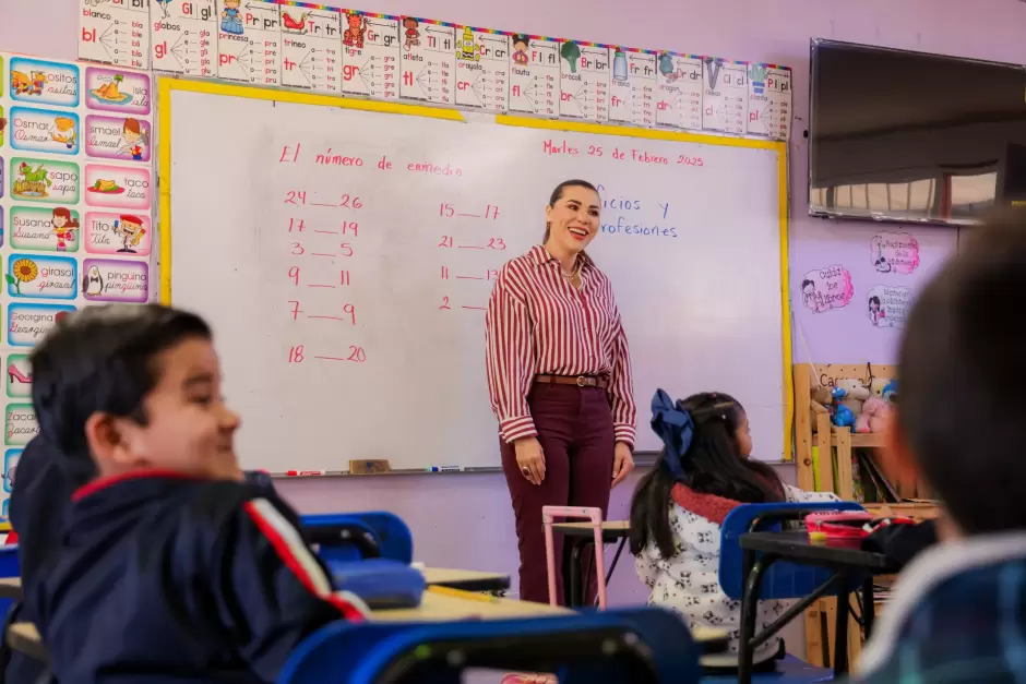 Refuerza gobernadora Marina del Pilar compromiso con la educacin en Valle de Mexicali