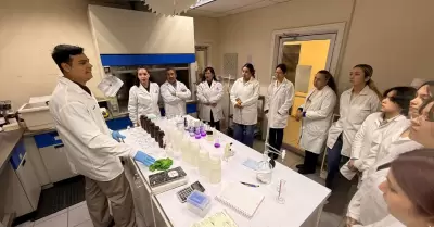 Estudiantes de ingeniera qumica del ITM