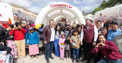 Acerca gobernadora Marina del Pilar el programa "Corazones" a la colonia Altipla