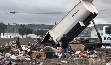 Reincidentes, dueos de 10 predios en Presa Este donde cobran por quemar basura;