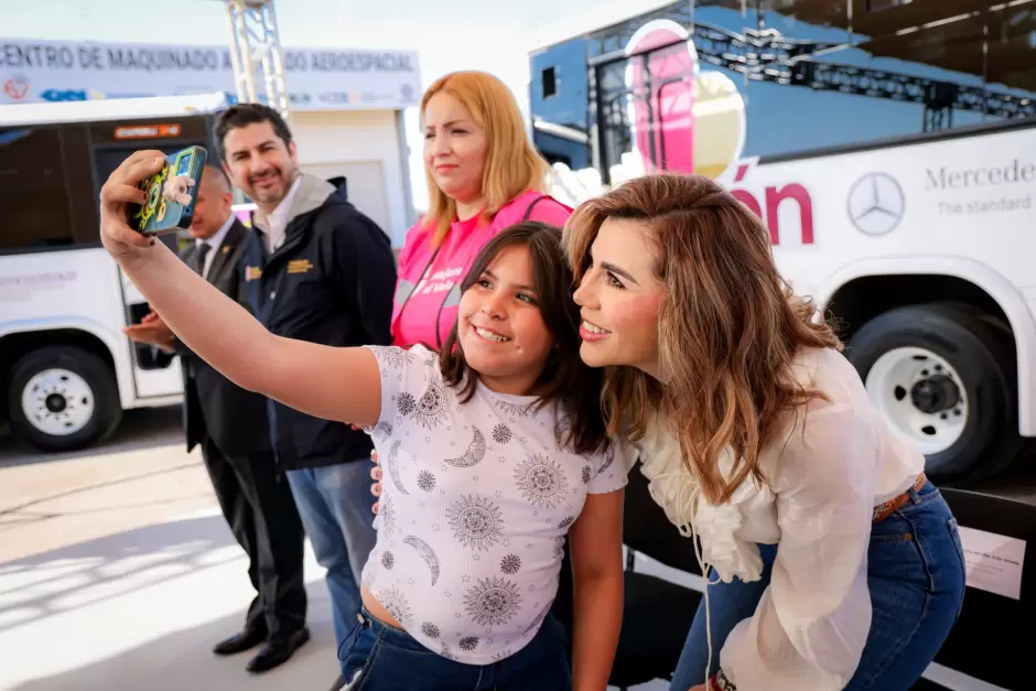 "Mujeres al Volante"