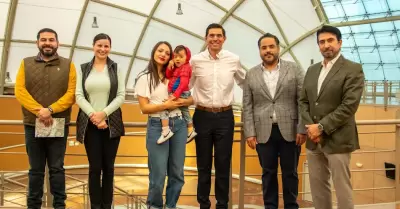 Alcalde Romn Cota visita Centro Interactivo mbar en Tijuana