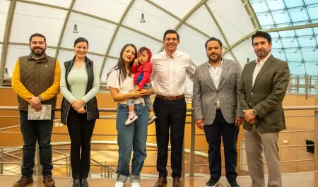 Alcalde Romn Cota visita Centro Interactivo mbar en Tijuana