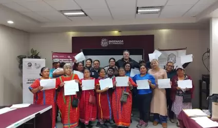 Fortalece secretar�a de econom�a modelos de negocio de grupos artesanales en Ens