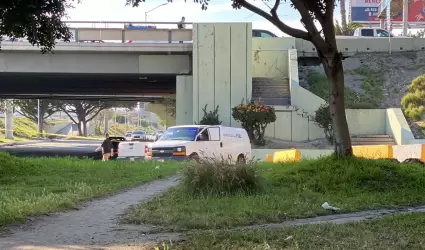 Hallan cadver en socavn debajo del Puente Mxico