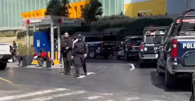Asesinan a dos hombres en Plaza Andares, en Zapopan