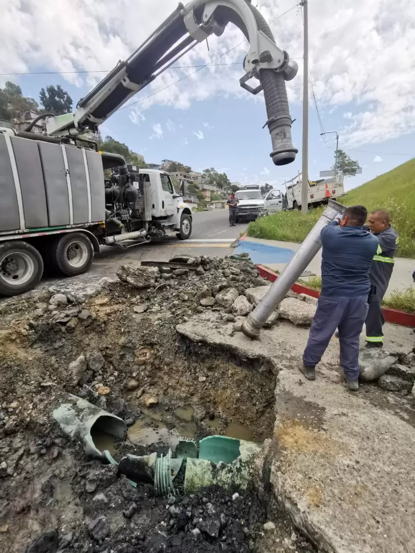 Mantenimiento correctivo en infraestructura sanitaria de la ciudad