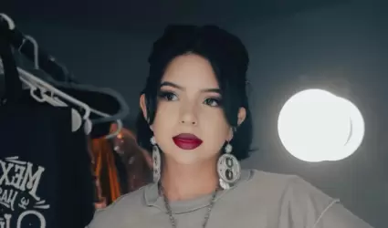 ngela Aguilar