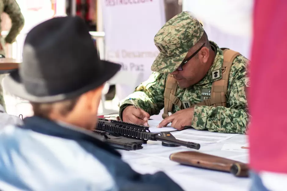 Campaa de canje de armas de fuego y juguetes blicos 'S al Desarme, S a la Paz'