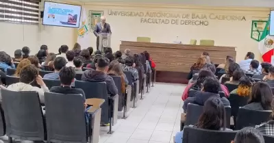 Alfonso Javier Flores Padilla, juez de distrito