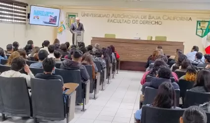 Alfonso Javier Flores Padilla, juez de distrito