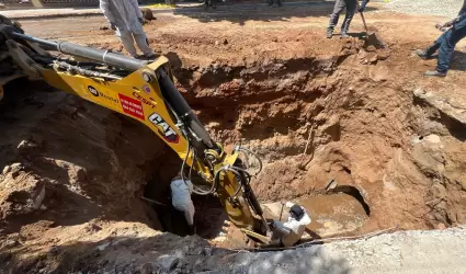 Mantenimiento correctivo en el colector Alamar Oriente