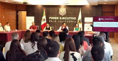 Firma de convenio de transparencia del Ayuntamiento de San Felipe
