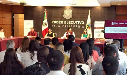 Firma de convenio de transparencia del Ayuntamiento de San Felipe
