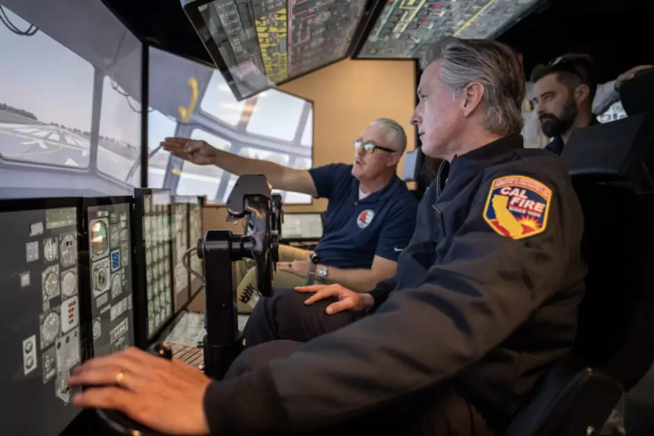 California incorpora segundo avin C-130 a la flota area