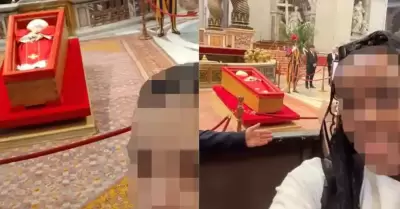 Se toman selfies frente al féretro del papa Francisco