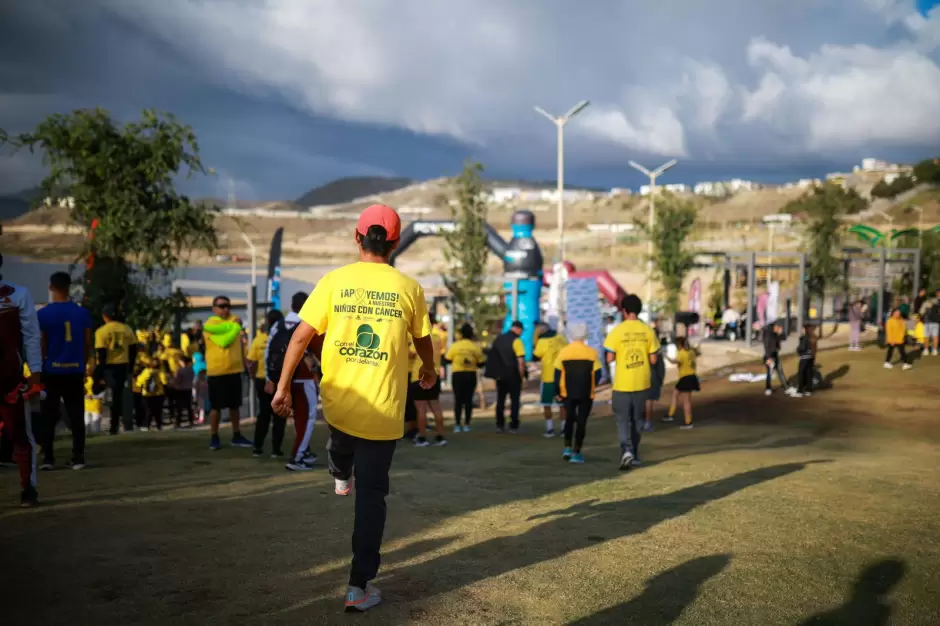 Corre de Amarillo en Parque Esperanto