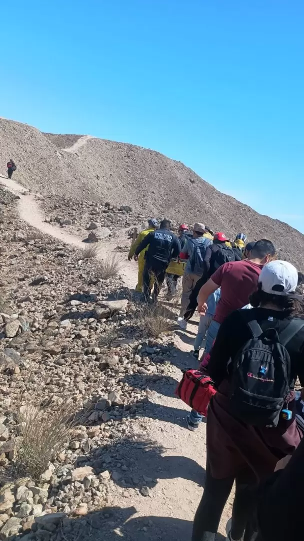 Rescate de menor lesionado en el cerro "Ciempis"