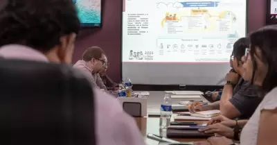 Acciones de salud para reforzar proteccin contra el calor y contaminacin del a