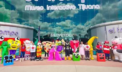 Celebr� El Trompo "D�a del ni�o" en grande con familias de Tijuana