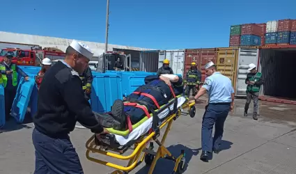 Ejercicio de Proteccin Martima Portuaria en Ensenada