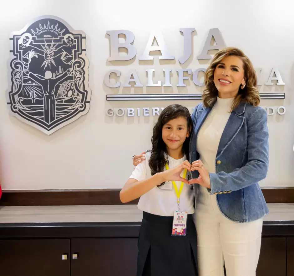 Asume nia Paulette Rueda Flores como gobernadora de Baja California por un da