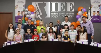Conmemora IEEBC el Da del Nio y la Nia
