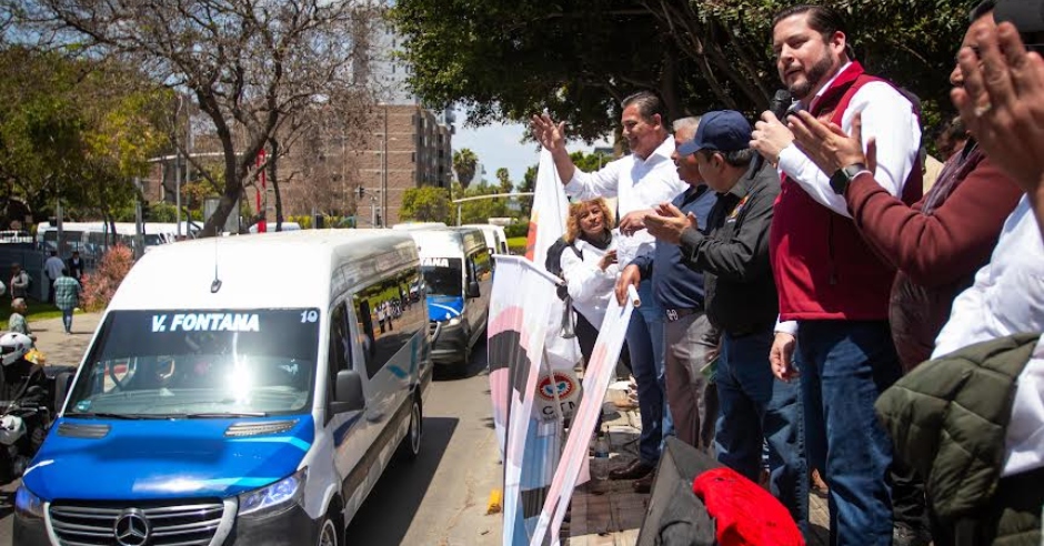 Presencia Ismael Burgueño desfile por el Día del Trabajo - Uniradio ...