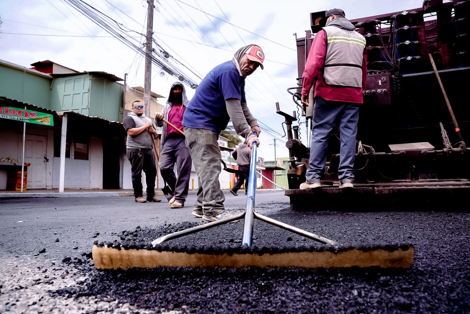 Intensifica Gobierno de Ensenada Trabajos de Bacheo en la Ciudad ...