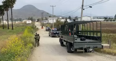 Hallaron el cuerpo de una mujer dentro de un vehculo abandonado en la colonia V
