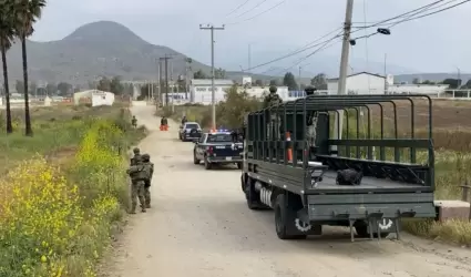 Hallaron el cuerpo de una mujer dentro de un vehculo abandonado en la colonia V