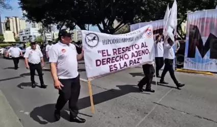 Choferes del transporte pblico en Tijuana marcharon para exigir seguridad y ces