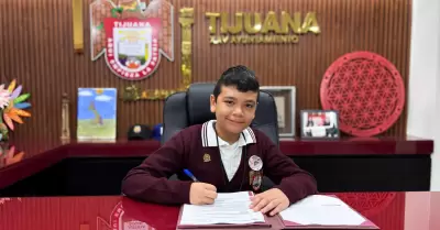 Atienden peticin de nio presidente honorario