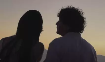 ngela Aguilar y Christian Nodal