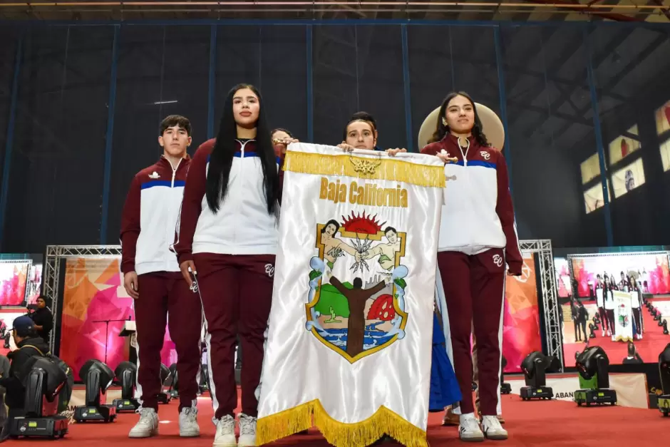 Ceremonia de abanderamiento de la delegación deportiva de BC