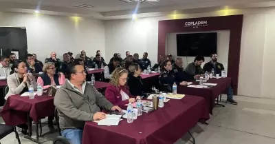 Capacita Dirección de Justicia Cívica a delegados y policías municipales