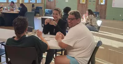 Figuras de apoyo positivo en jvenes bajo supervisin de libertad condicional