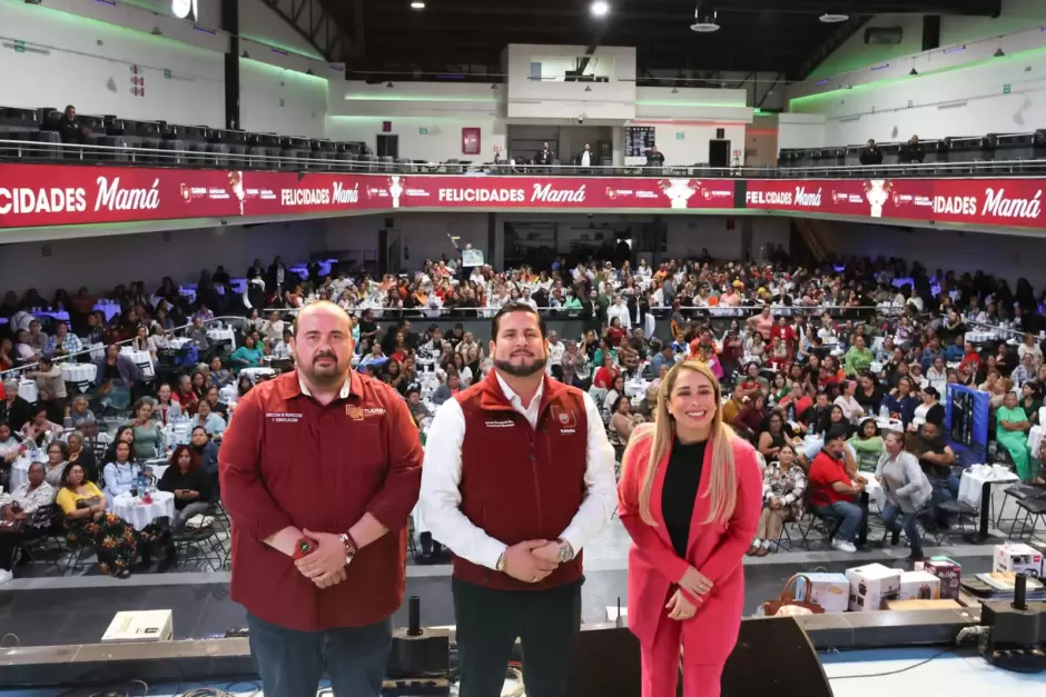 Celebran a madres de familia lderes de comunidades