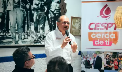 Encuentro con comerciantes, restauranteros y residentes de Playas de Rosarito