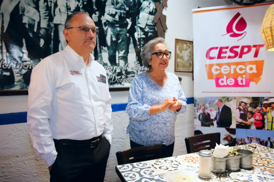 Encuentro con comerciantes, restauranteros y residentes de Playas de Rosarito
