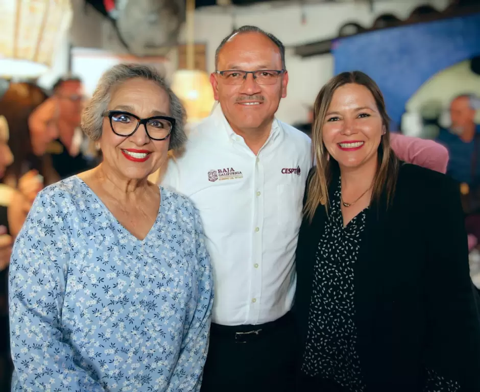 Encuentro con comerciantes, restauranteros y residentes de Playas de Rosarito