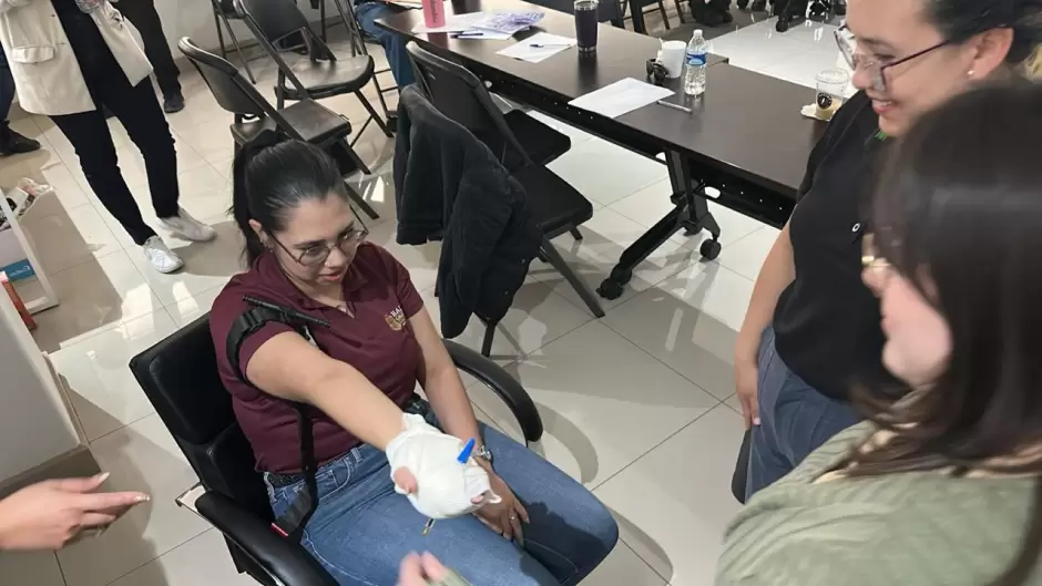 Capacitacin en primeros auxilios a escuelas pblicas de Tijuana