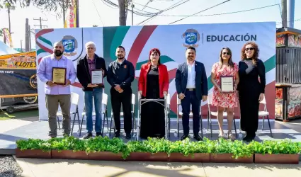 Da del Maestro y la Maestra