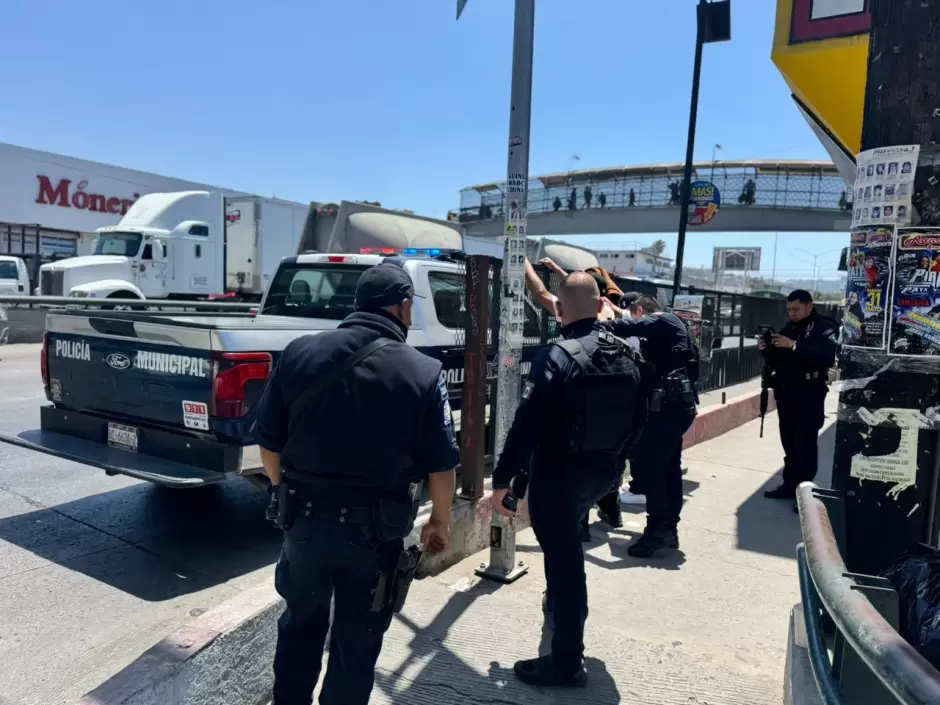 Implementa Policía Municipal operativo preventivo en la Zona de la 5 y 10