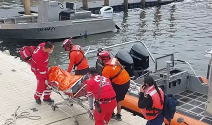Personal Naval realiza evacuacin mdica en la mar