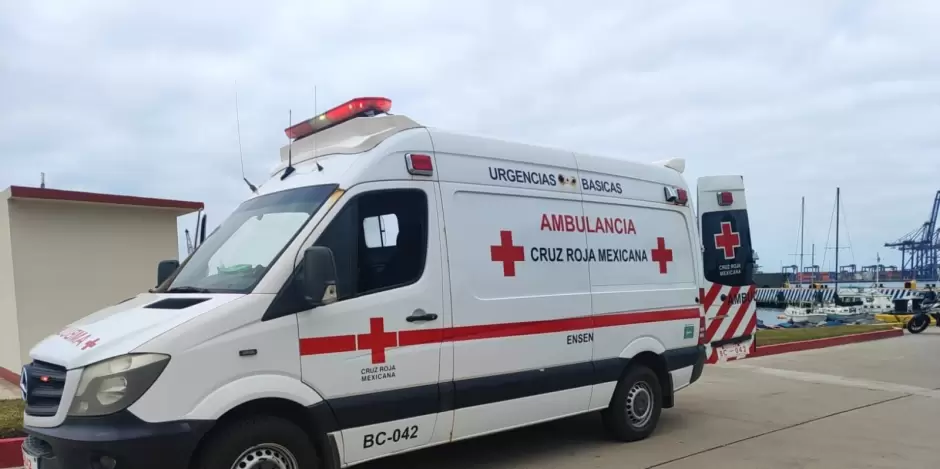 Personal Naval realiza evacuacin mdica en la mar