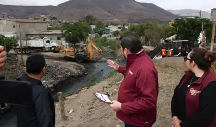 Limpieza de canal pluvial en Terrazas del Valle