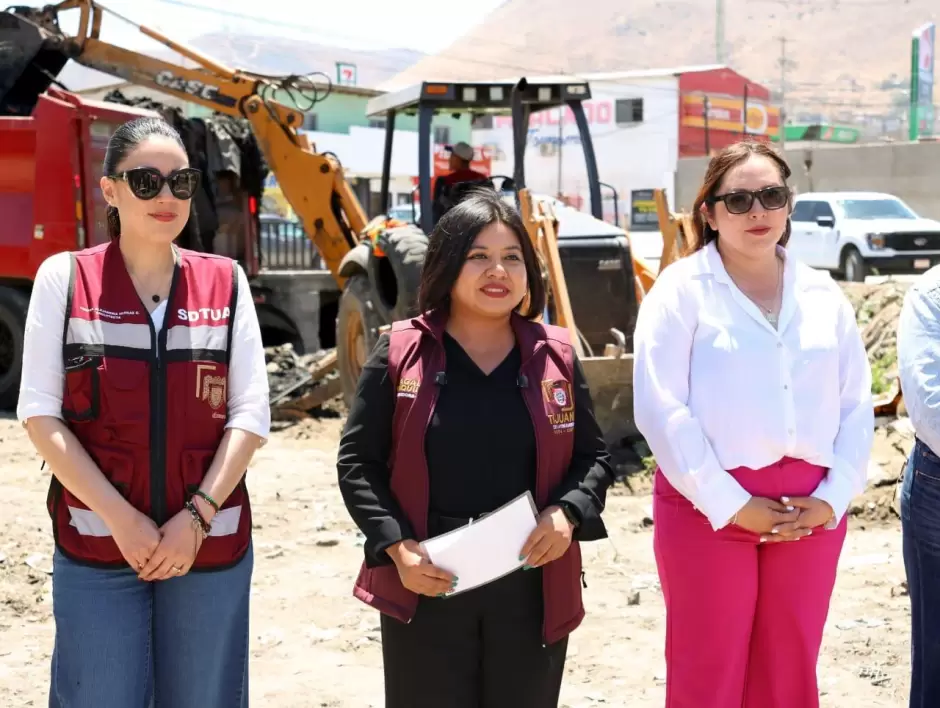Limpieza de pluvial en Ejido Matamoros