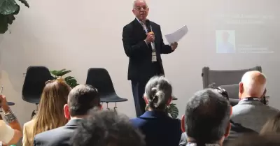 Foro "Rebs Summit 2025"